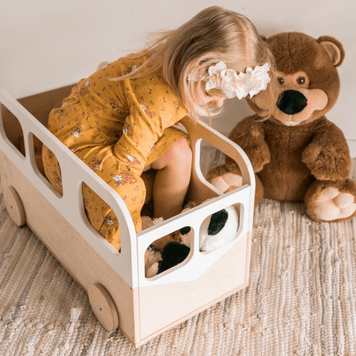 Boîte à jouets sur roulettes en bois – Bus de rangement premium